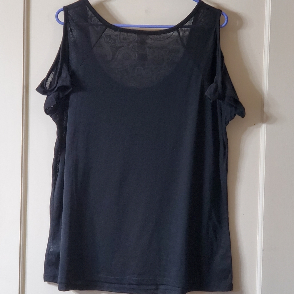 Cold Shoulder Top - Picture 5 of 6